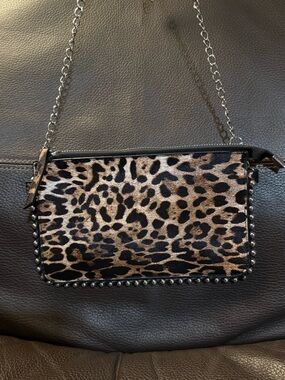 Leopard Print Chain Shoulder Bag - Brown